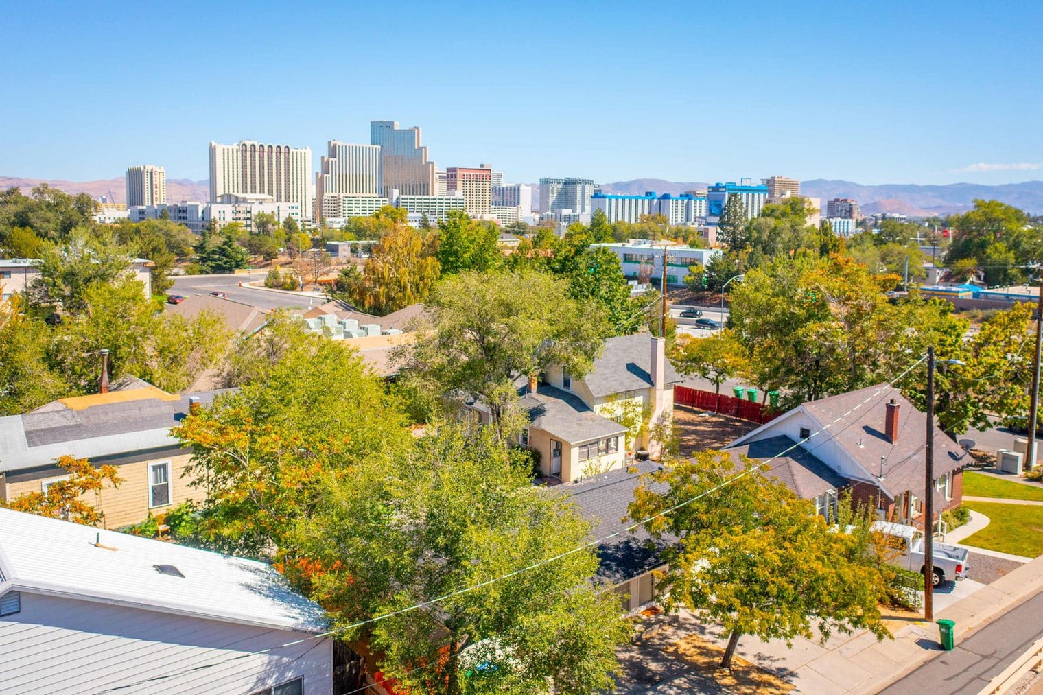 Building Photo - 734 Vine St