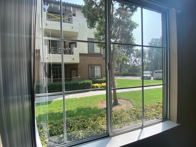 Building Photo - r0299