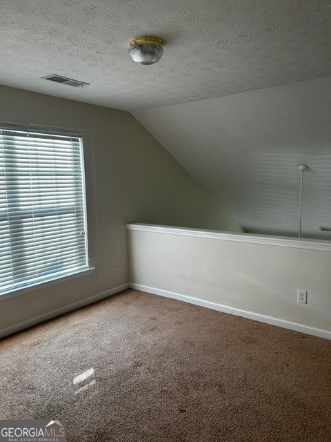 Building Photo - 9592 Lakeview Cir