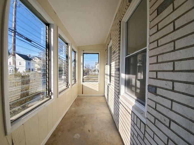 Building Photo - Adorable 3 bed 1 bath home For Rent in Bridgeton - $1575