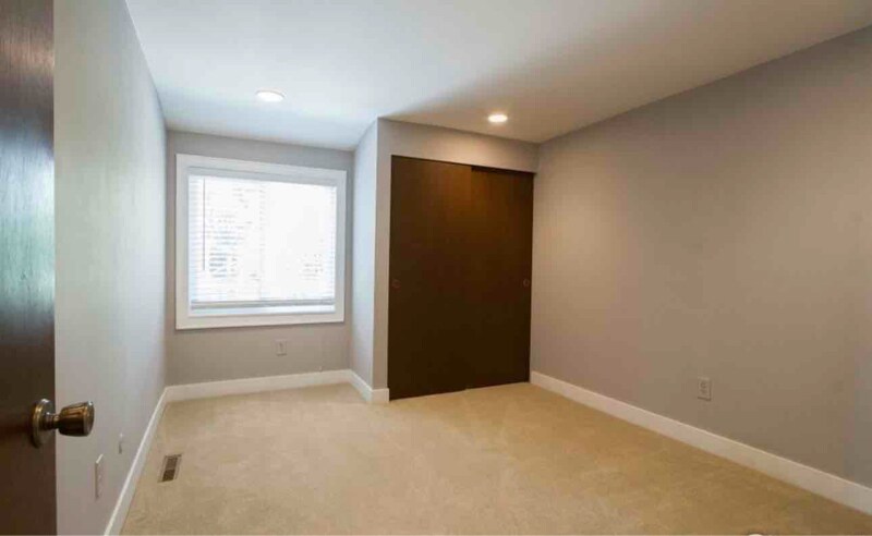Building Photo - 5518 Gunbarrel Rd