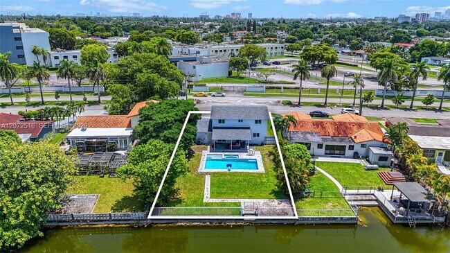Building Photo - 9240 NW 12th Ave