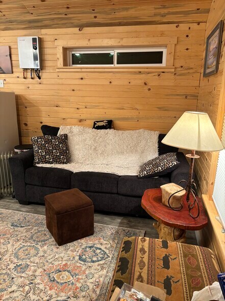 Building Photo - 41159 Sunnyview Loop