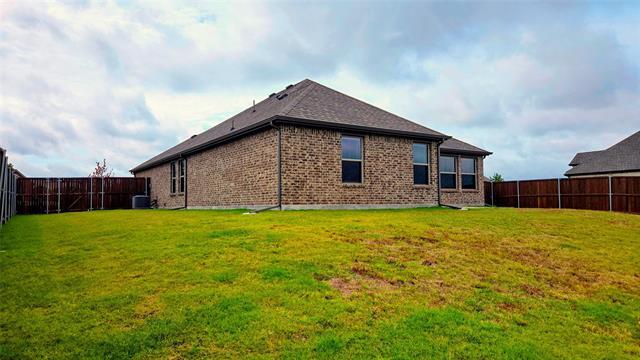 Building Photo - 552 Firethorn Dr