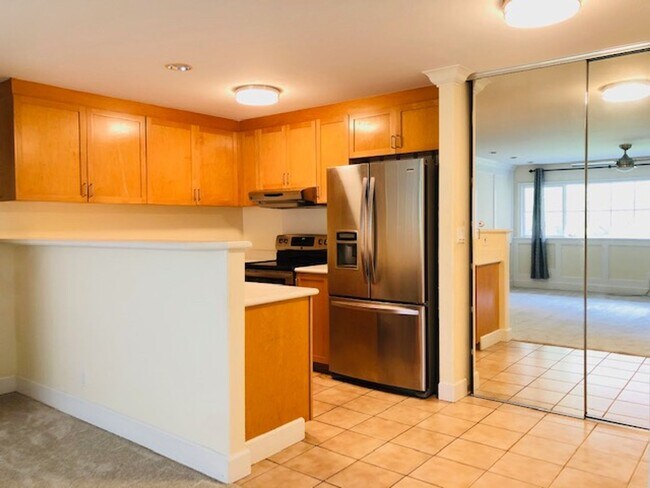 Building Photo - 7170 Hawaii Kai Dr