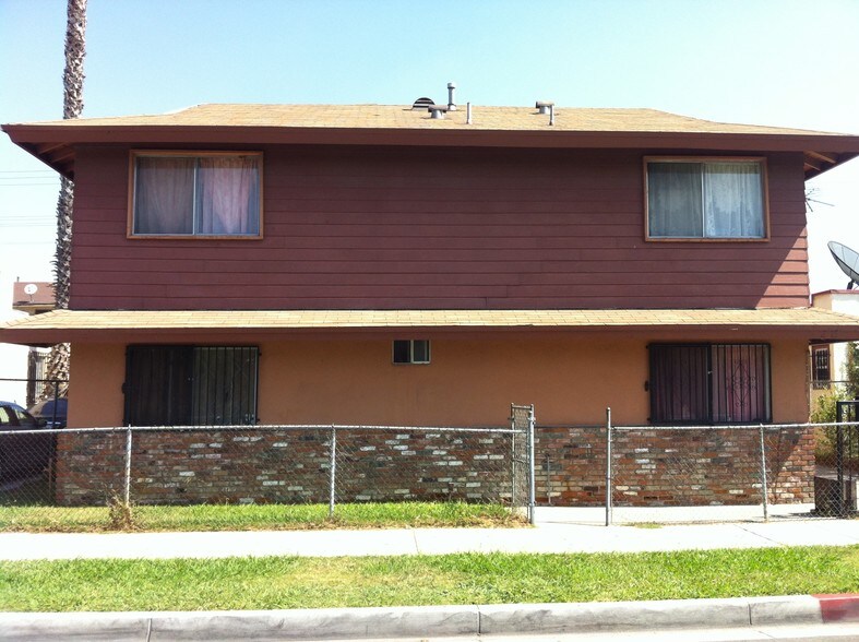 Building Photo - 2715 E 57th St