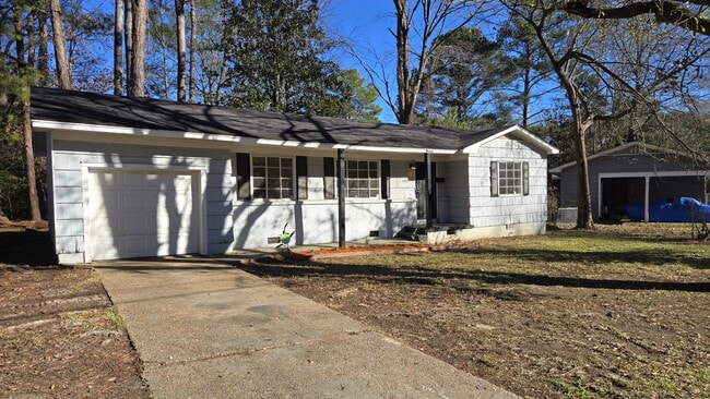 Building Photo - 512 Woodward Ave