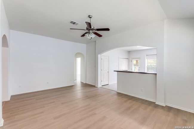 Building Photo - 126 Split Rail Dr