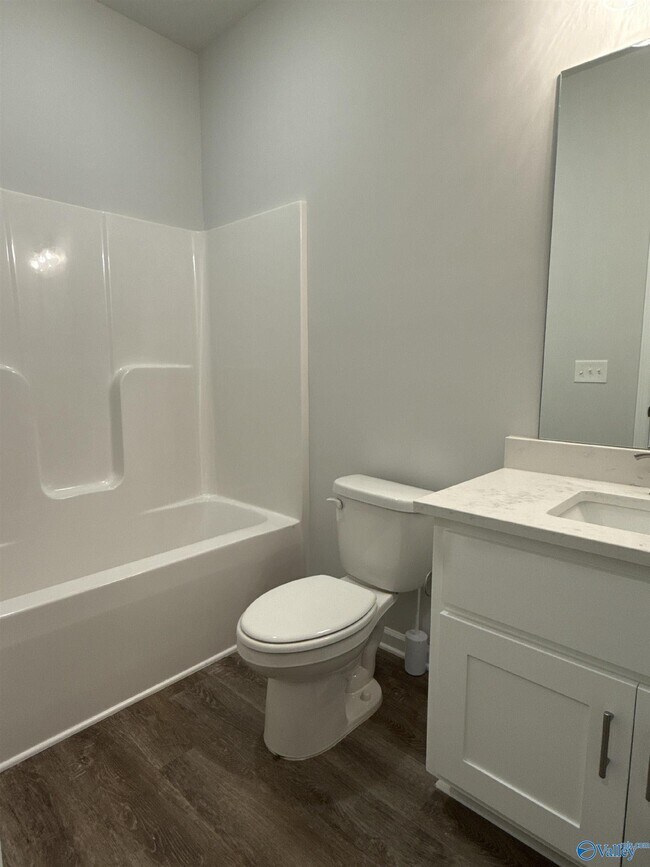 Building Photo - 102 Ranna Dr