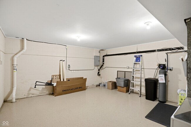 Building Photo - 4 Druid Hill Ct