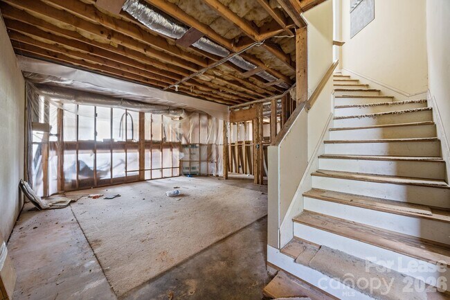 Building Photo - 5109 McCallum Mdws Dr