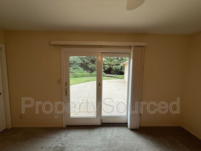 Building Photo - 1550 Naples Ct