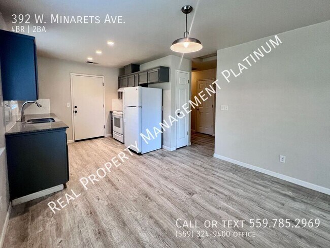 Building Photo - 392 W Minarets Ave