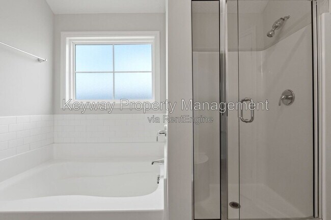 Building Photo - 221 Ducal St