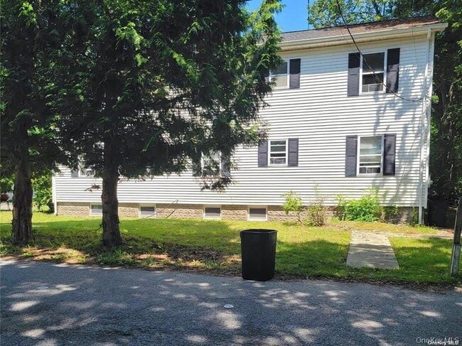 Building Photo - 149 Washington Dr