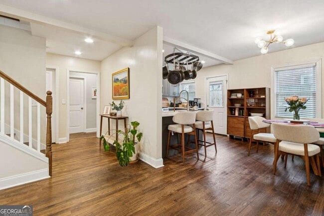 Building Photo - 1865 Stanton St