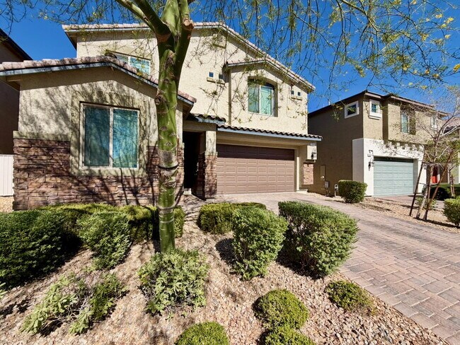 Building Photo - Beautiful 2260sqft 3bed 2.5bath with tile downstairs, carpet in Den & Living Room