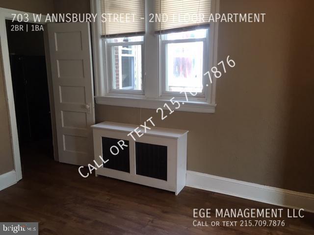 Building Photo - 703 W Annsbury St