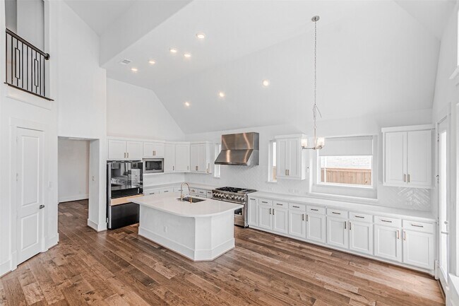 Building Photo - 4878 Limousine Ln