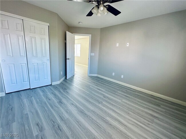Building Photo - 8923 Deep Ridge Ct