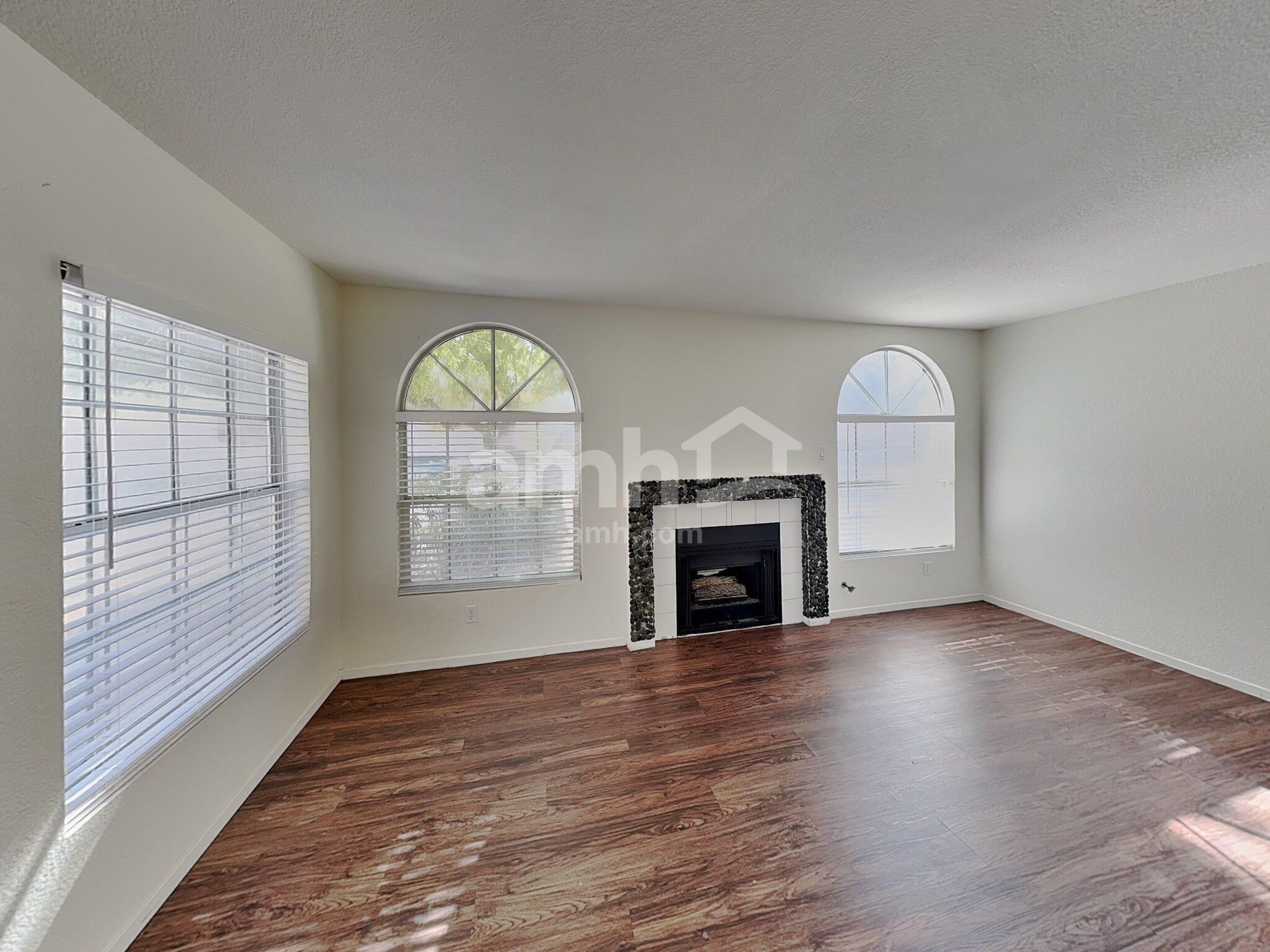 Building Photo - 7636 Connemara Ave