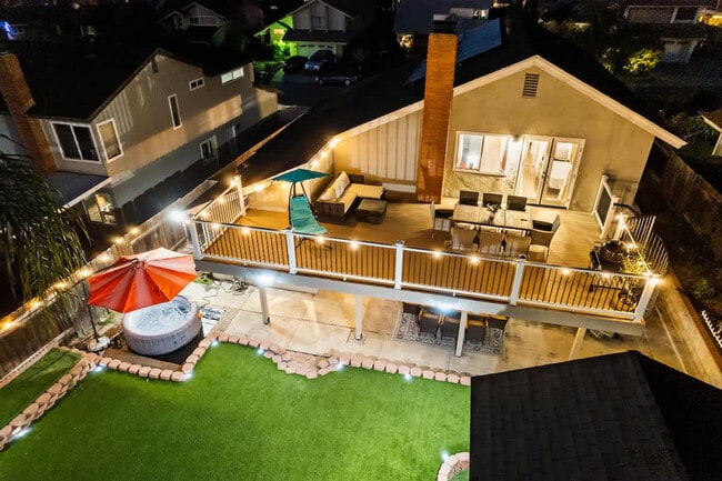 Building Photo - 13075 Old West Ave