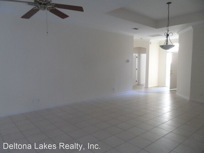 Building Photo - 3 br, 2 bath House - 234 W Tarrington Dr