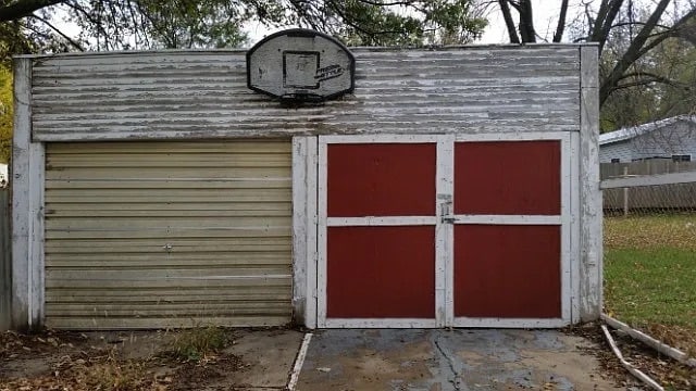 Building Photo - 313 Pullen Ave