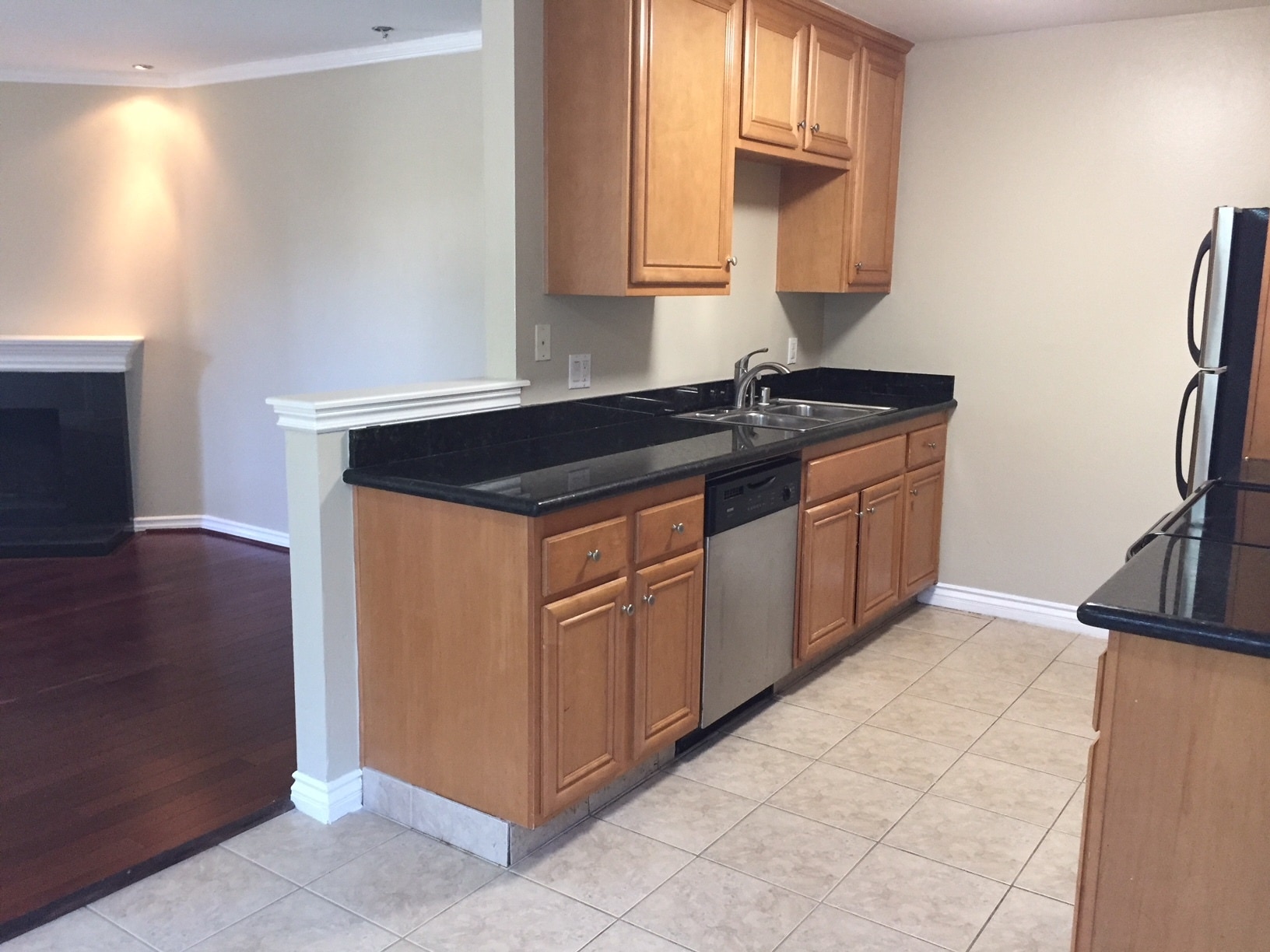 Kitchen - 9929 Erma Rd