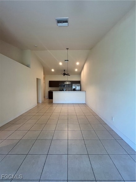 Building Photo - 3022 SE Santa Barbara Pl