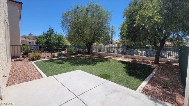 Building Photo - 1109 Scenic Crest Dr