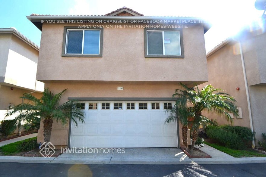 Primary Photo - 9354 Burnet Ave