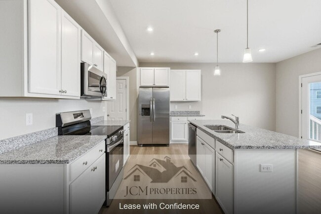 Building Photo - 113 Lambert Fld