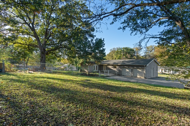 Building Photo - 3101 Boulder Park Dr