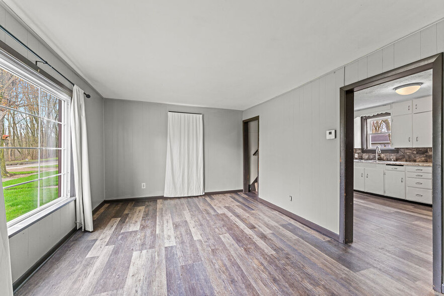 Building Photo - 1205 Shiocton St