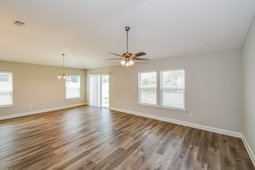 Building Photo - 683 Trellis Bay Dr