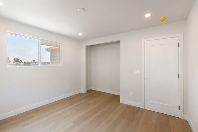 Building Photo - Brooklyn