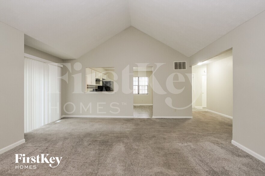 Building Photo - 4496 Braemar Dr