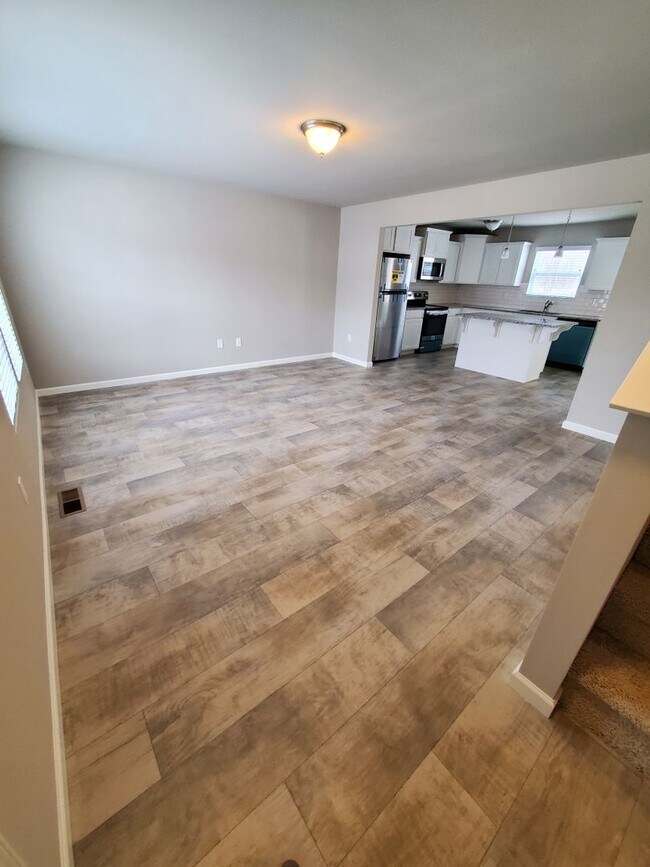 Building Photo - COMING SOON!! STUNNING 4 BEDROOM HOME FOR ...