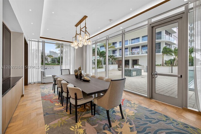 Building Photo - 153 N Seabreeze Blvd