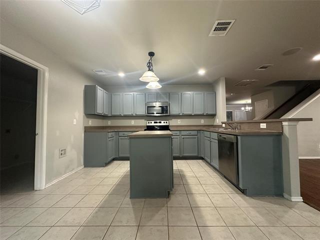 Building Photo - 2525 Mesa Valley Dr