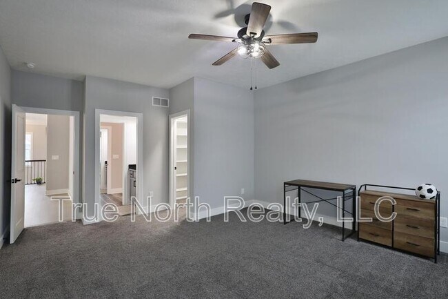 Building Photo - 2246 Koester Trce