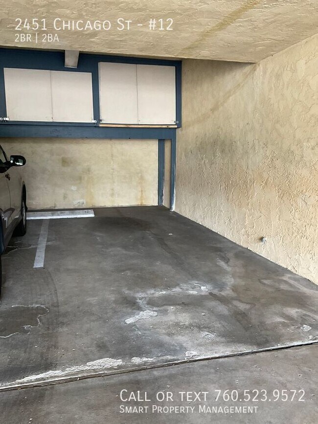 Building Photo - 2451 Chicago St