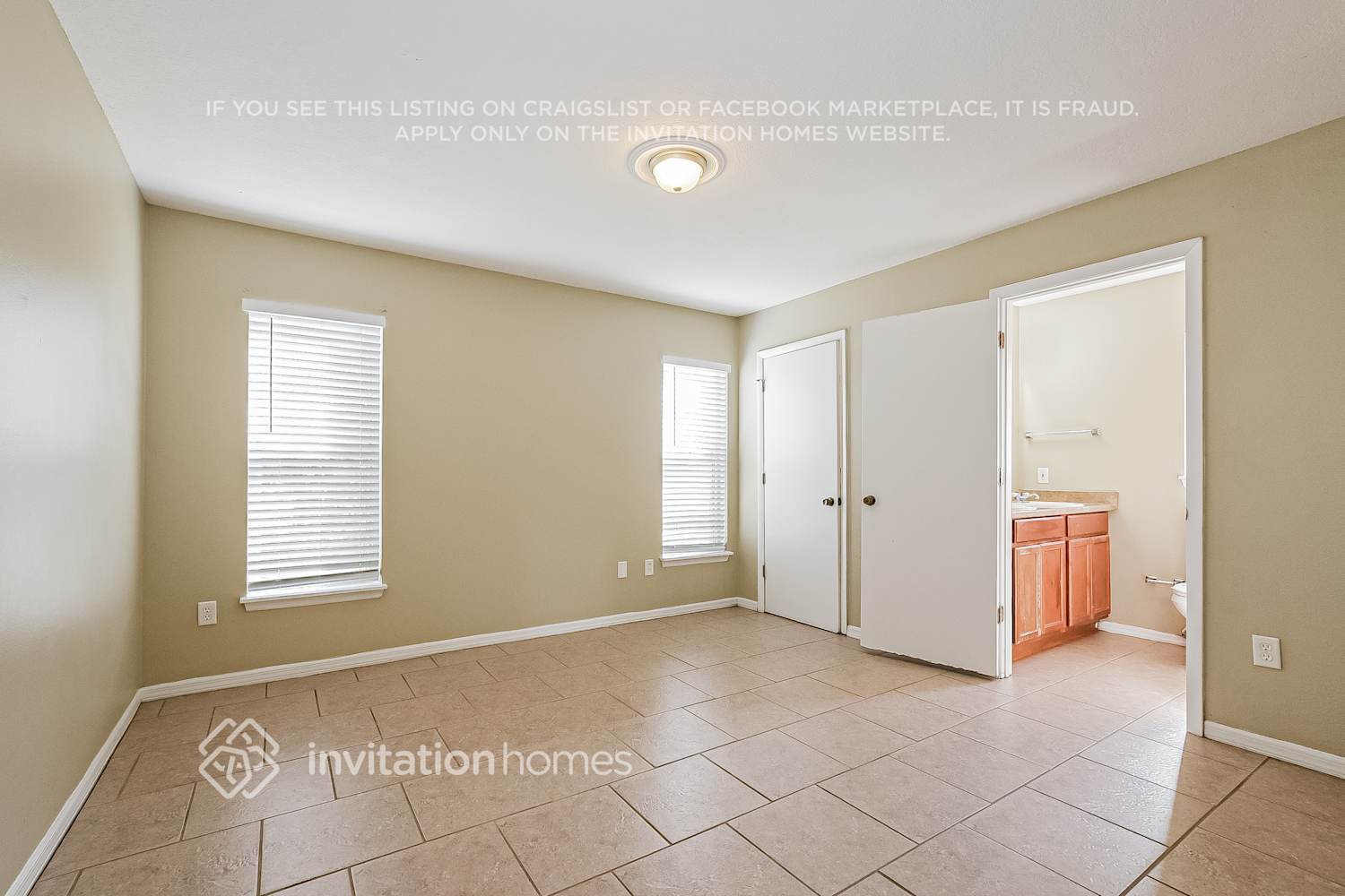 Building Photo - 3196 Sky St