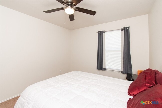 Building Photo - 303 Gemini Ln