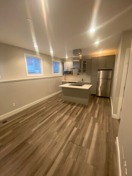 Building Photo - 191 Washington Ave