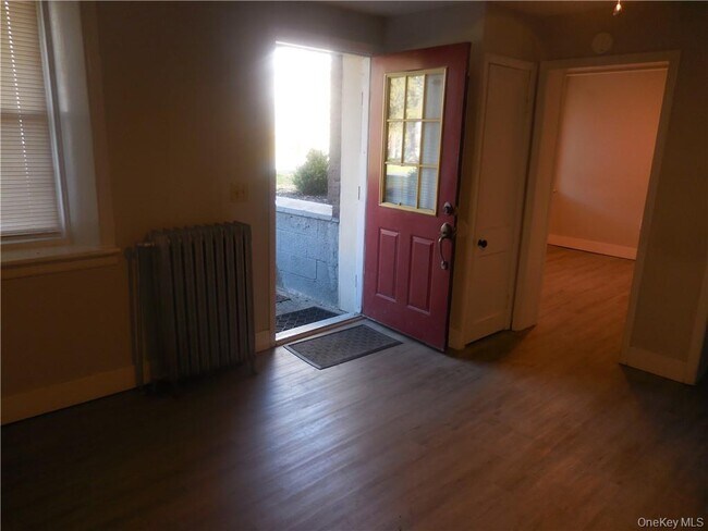 Building Photo - 78 Duncan Ave