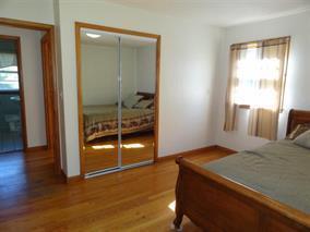 Building Photo - East Side 3 Bedroom Home!