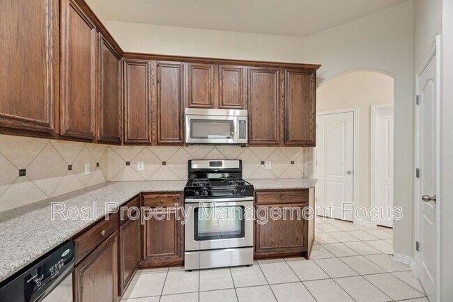 Building Photo - 5037 Diamond Peak Ct