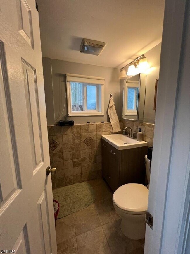 Building Photo - 47 Westminster Rd